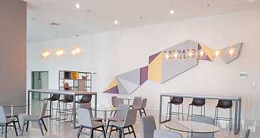 Comfortable Living And Good Place 1Br At Tanglin Supermall Mansion Apa