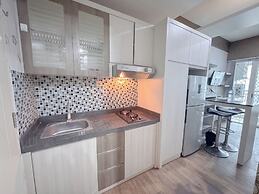 Comfortable Living And Good Place 1Br At Tanglin Supermall Mansion Apa