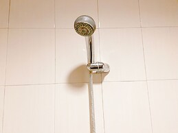 Spacious 3Br At Mekarwangi Square Cibaduyut Apartment