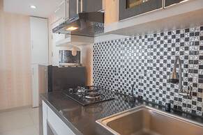 Cozy Living And Relaxing 2Br At Bogor Valley Apartment