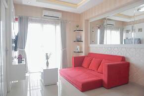 Cozy Living And Relaxing 2Br At Bogor Valley Apartment