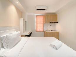 Cozy And Warm Studio Room At Paltrow City