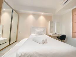 Cozy And Warm Studio Room At Paltrow City