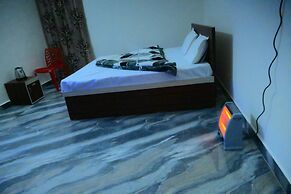 Shraddha Guest House