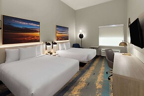 La Quinta Inn & Suites by Wyndham DeSoto