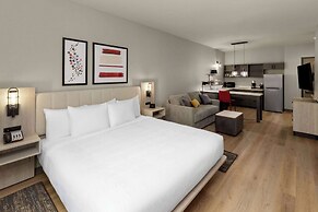 La Quinta Inn & Suites by Wyndham DeSoto