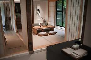 BuSu Forest Forever Hotel