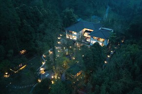 BuSu Forest Forever Hotel