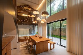 BuSu Forest Forever Hotel