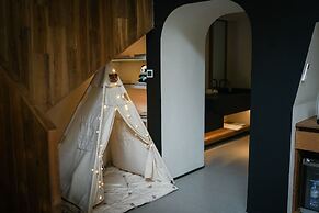 BuSu Forest Forever Hotel