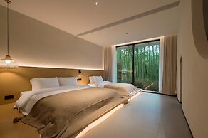 BuSu Forest Forever Hotel