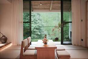 BuSu Forest Forever Hotel