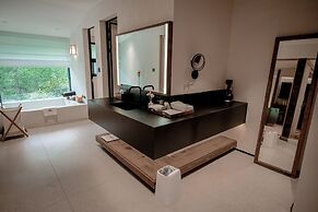 BuSu Forest Forever Hotel