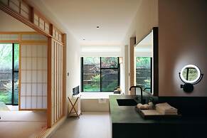 BuSu Forest Forever Hotel