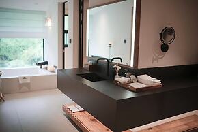 BuSu Forest Forever Hotel