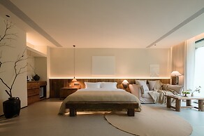 BuSu Forest Forever Hotel