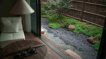 BuSu Forest Forever Hotel