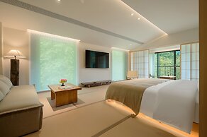 BuSu Forest Forever Hotel