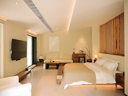 BuSu Forest Forever Hotel