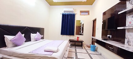 Siyaram Hotel Tample View in Orchha