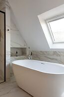 HIGHSTAY-Luxury Serviced Apartment- Arc de Triomphe