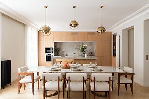 HIGHSTAY-Luxury Serviced Apartment- Arc de Triomphe