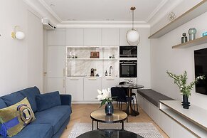 HIGHSTAY-Luxury Serviced Apartment- Arc de Triomphe