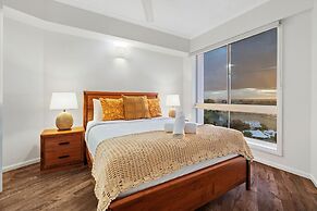 Anchor Point Penthouse Marina Views Pool Bbqs