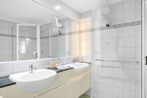 Anchor Point Penthouse Marina Views Pool Bbqs