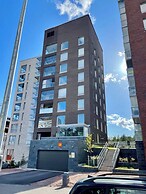 Room-cozy 3 Bedroom Apartment in Heart o