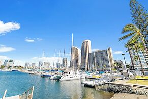 Ocean View 1BR at Ilikai Marina