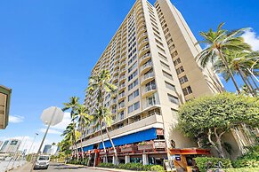 Ocean View 1BR at Ilikai Marina