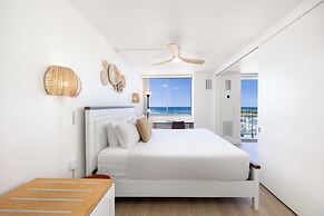 Ocean View 1BR at Ilikai Marina