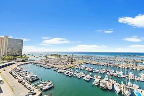 Ocean View 1BR at Ilikai Marina
