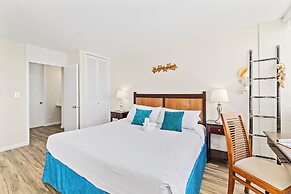 Ocean View 1BR at Ilikai Marina