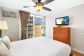 Pacific Monarch - 1 BR - Ocean & City Views