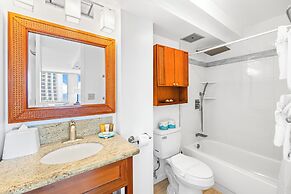 Pacific Monarch - 1 BR - Ocean & City Views