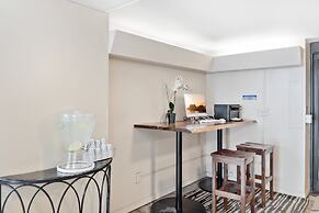 Pacific Monarch - 1 BR - Ocean & City Views