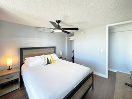 Pacific Monarch - 1 BR - Ocean & City Views