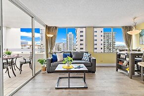 Pacific Monarch - 1 BR - Ocean & City Views