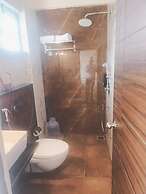 Astra Hotels and Suites - Sector 7 HSR