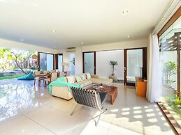 Villa Abigail Seminyak by Nagisa Bali