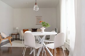 1br with Private Sauna and Balcony