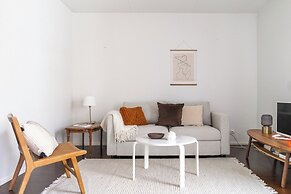 1br with Private Sauna and Balcony