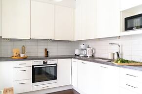 1br with Private Sauna and Balcony