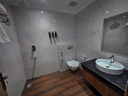 HOTEL ELARA