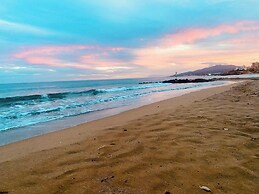 Cozy Beachside Haven