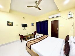 Hotel Silicon - near Sea beach & Temple