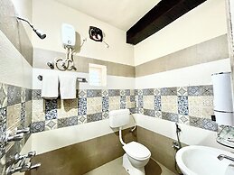 Hotel Silicon - near Sea beach & Temple