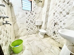 Hotel Silicon - near Sea beach & Temple